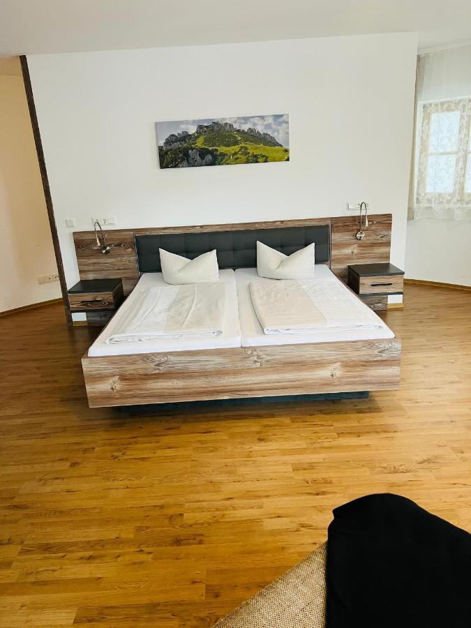 Hotel Garni Kern Halfing Kültér fotó