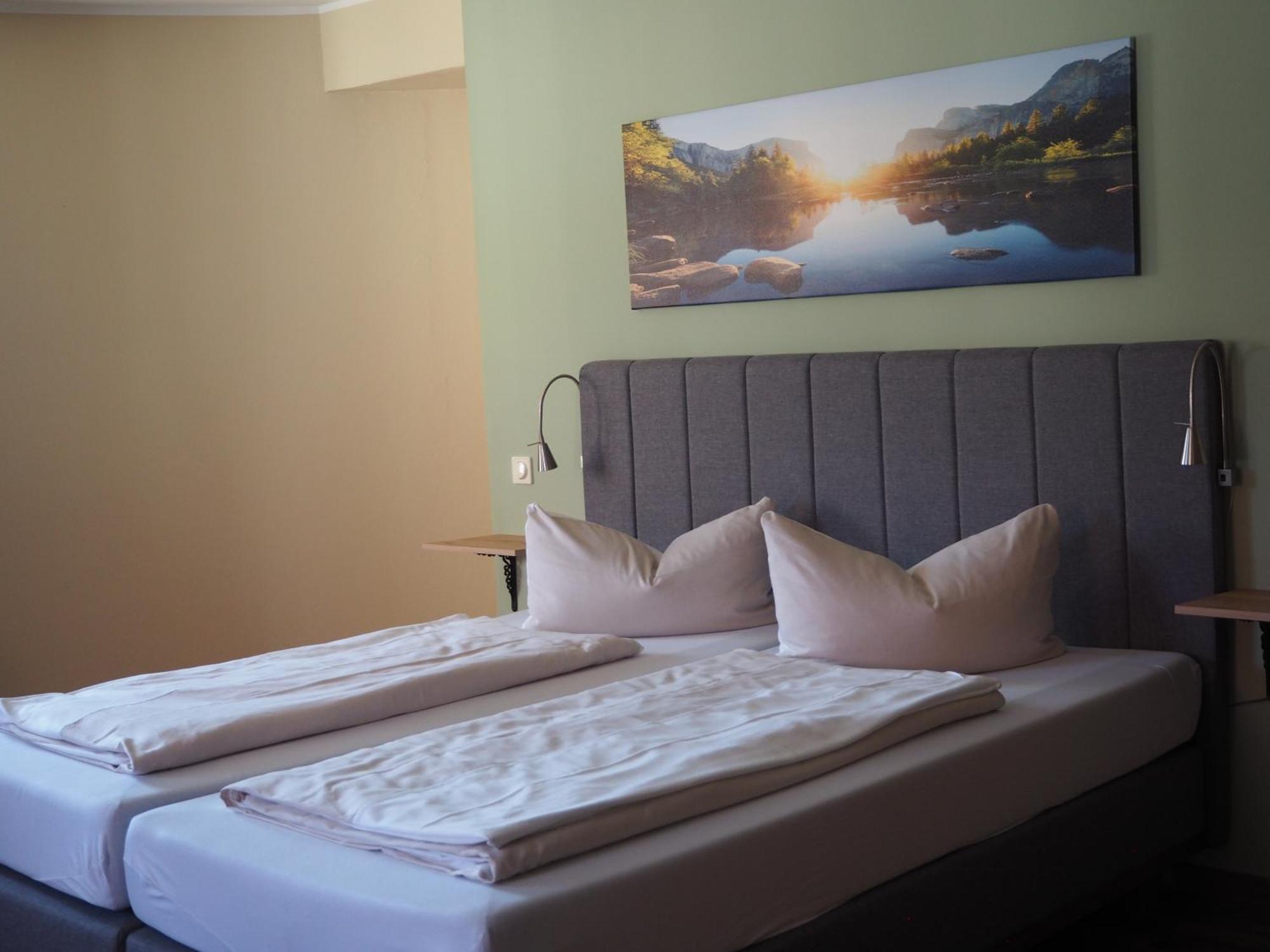 Hotel Garni Kern Halfing Kültér fotó